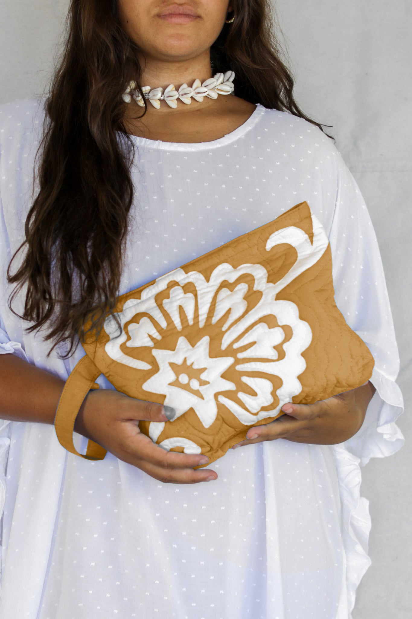 The Quilted Clutch in Vintage Flower