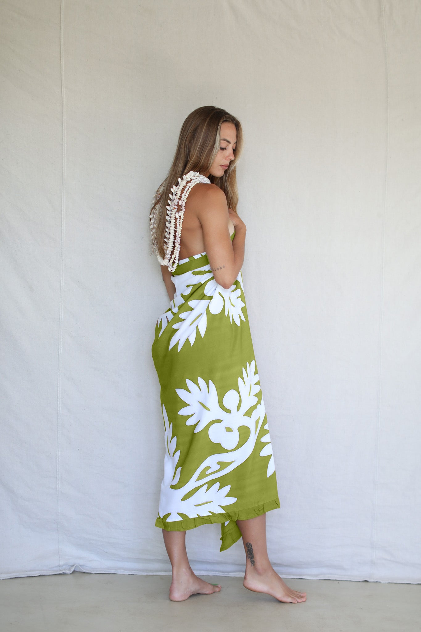 Classic Long Ruffle Pareo in Ulu