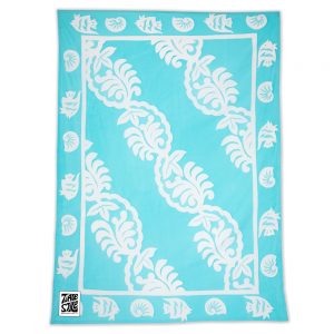 Product image of Woodrose pattern Maui Beach Sheet in a Tahiti turquoise color.